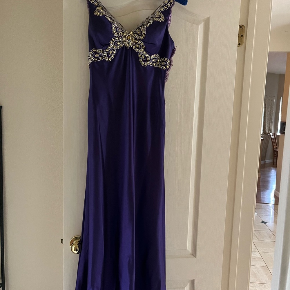 Elegant Purple Ball Gown/Prom Dress